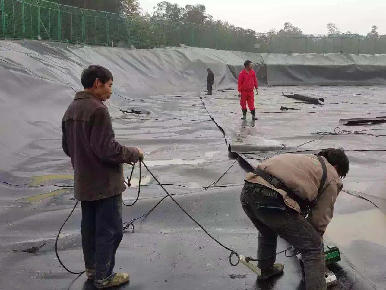 05mm沼气池防渗膜